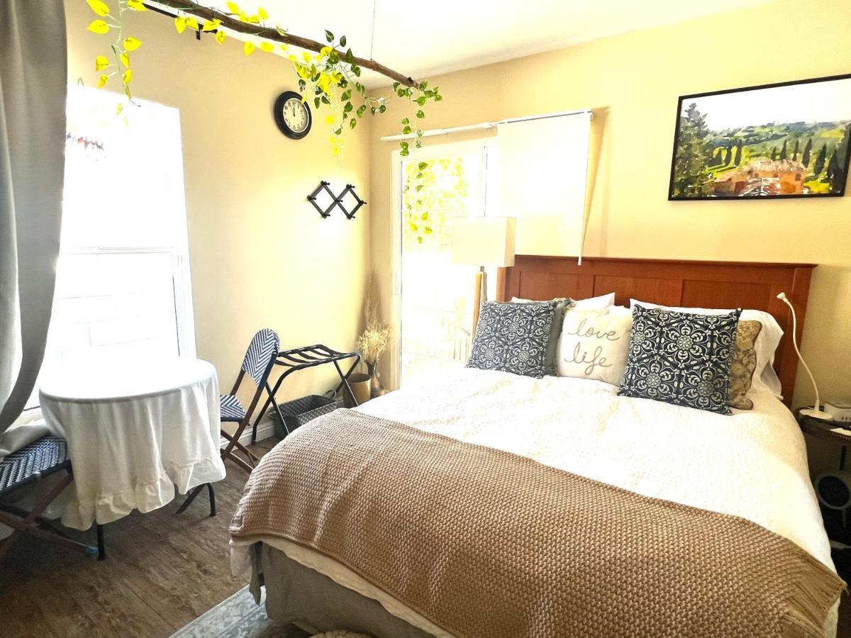 Sweet Tuscan Dreams-Private Entrance & Bathroom With Patio Los Angeles Ngoại thất bức ảnh