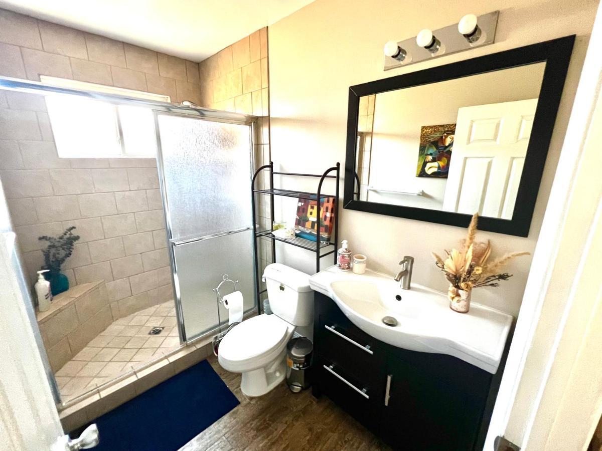 Sweet Tuscan Dreams-Private Entrance & Bathroom With Patio Los Angeles Ngoại thất bức ảnh