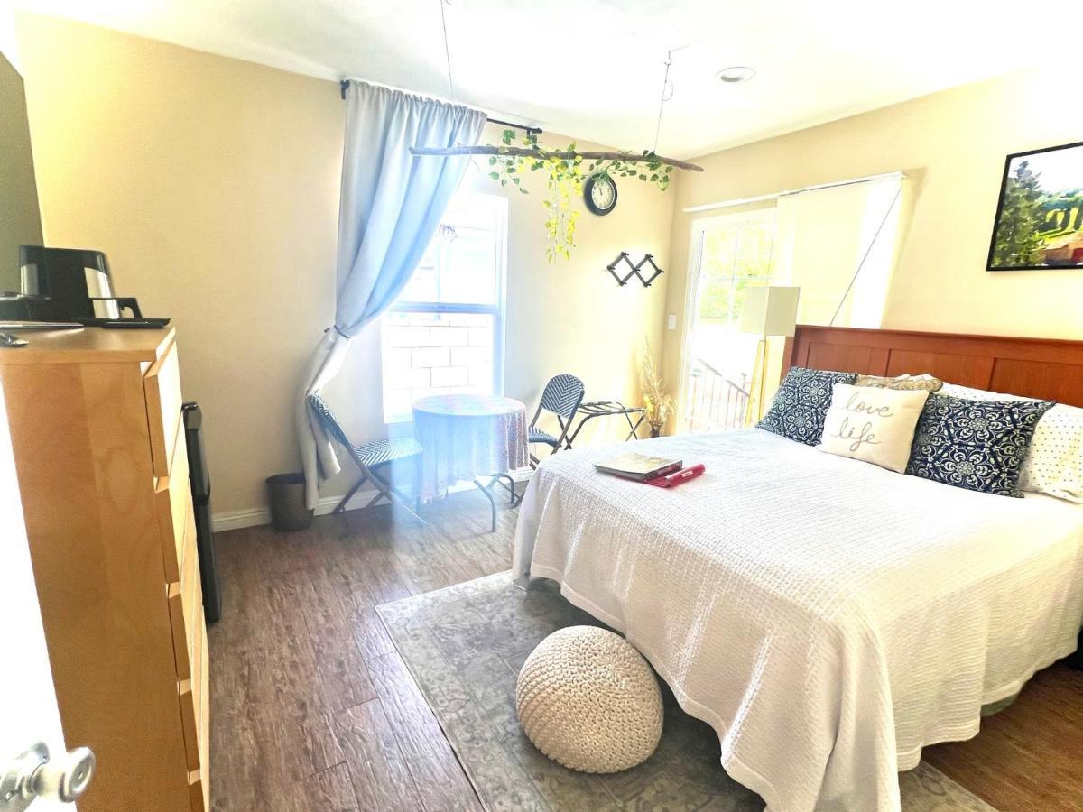 Sweet Tuscan Dreams-Private Entrance & Bathroom With Patio Los Angeles Ngoại thất bức ảnh