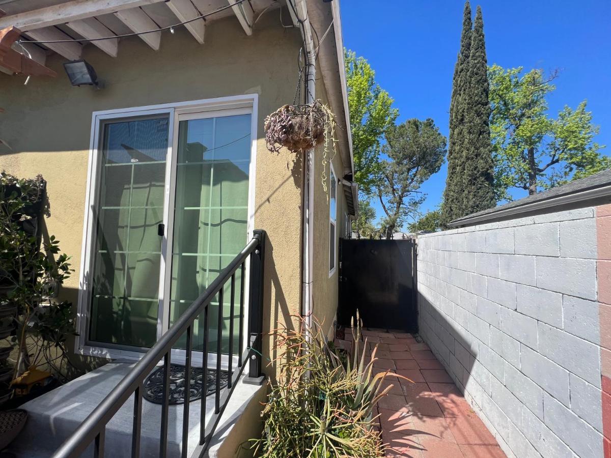 Sweet Tuscan Dreams-Private Entrance & Bathroom With Patio Los Angeles Ngoại thất bức ảnh